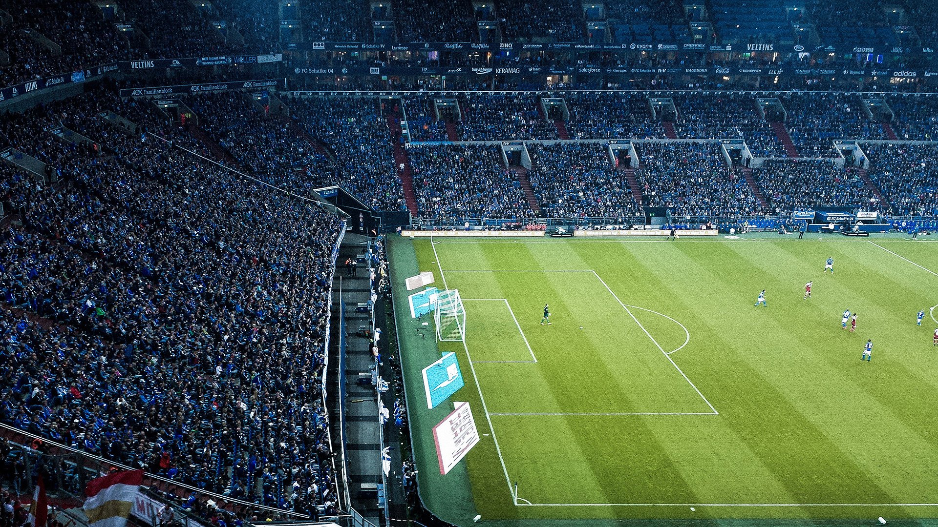 爱游戏体育入口-未来足球“超级巨星”的梦想拼搏在欧冠，未来足球十大潜力球星